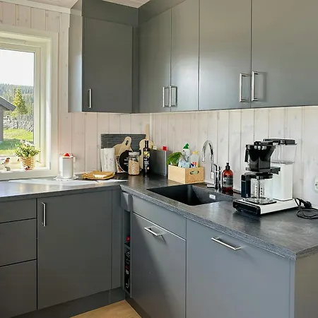 Cozy In Beautiful Area Near Дом отдыха