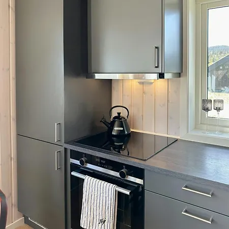 Cozy In Beautiful Area Near ليلّيهامّير